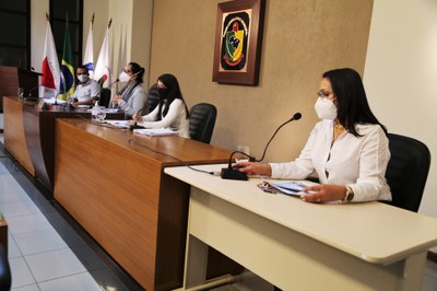 A Câmara Municipal esteve representada pela Controladora Interna, Clarice Ribeiro, e pela Chefe da Seção de Contabilidade, Simone Coelho