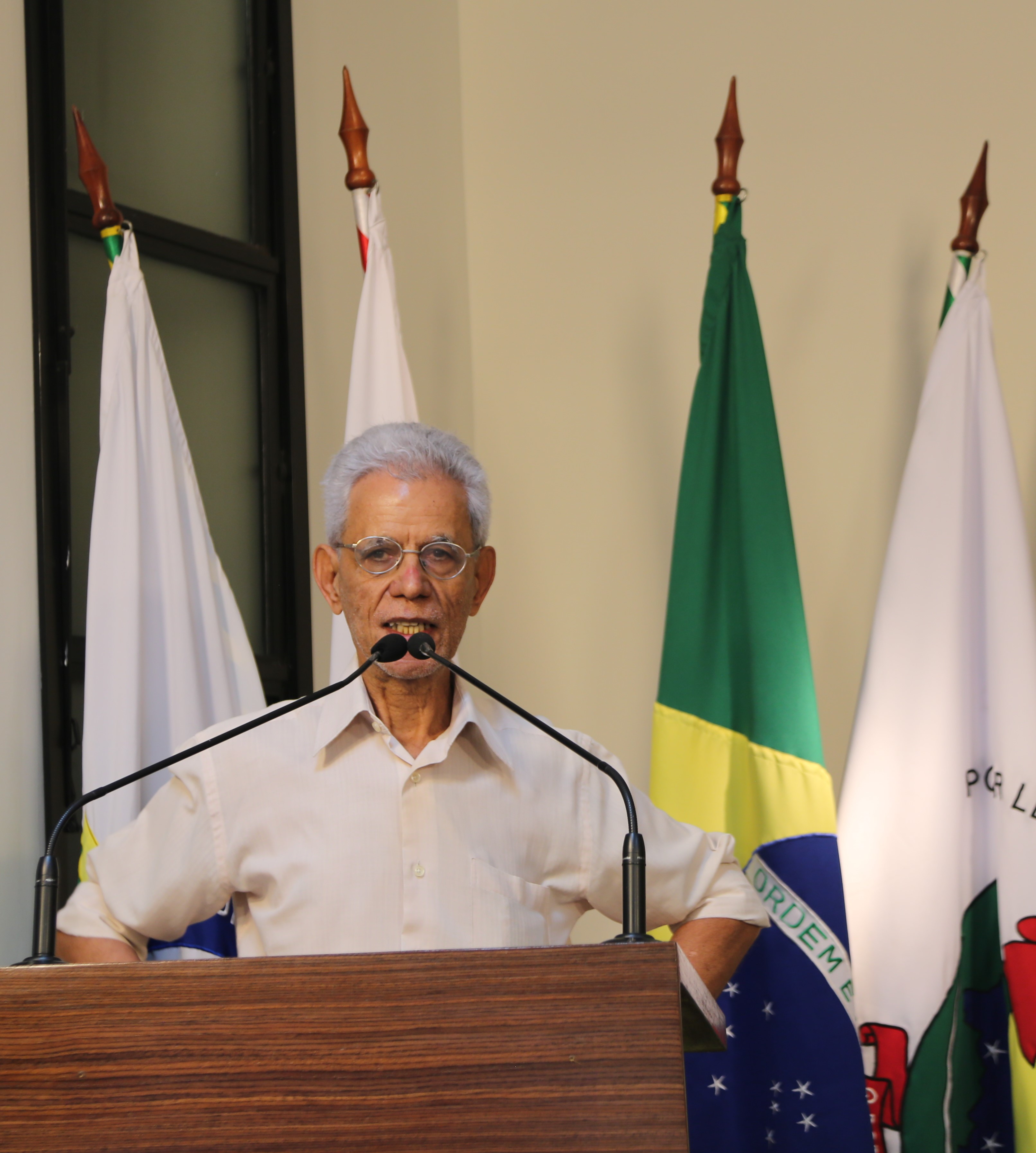 Tribuna Livre: Adriel Oliveira - Plano Decenal da Educação