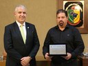 Homenagem ao Deputado Estadual Coronel Carlos Henrique Coelho de Campos com entrega de placa alusiva solicitada pelo Requerimento n° 018/2022, de autoria do Vereador Sérgio Marota (PL)