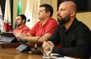 Mesa Diretora Ao centro, o Vereador Rafael Cassimiro (Filho do Zeca do Bar) (PL), presidente da Câmara de Viçosa; à esquerda, o Vereador Daniel Cabral (PCdoB), vice-presidente; e à direita o Vereador Cristiano Gonçalves (Moto Link) (Solidariedade), secretário da Mesa