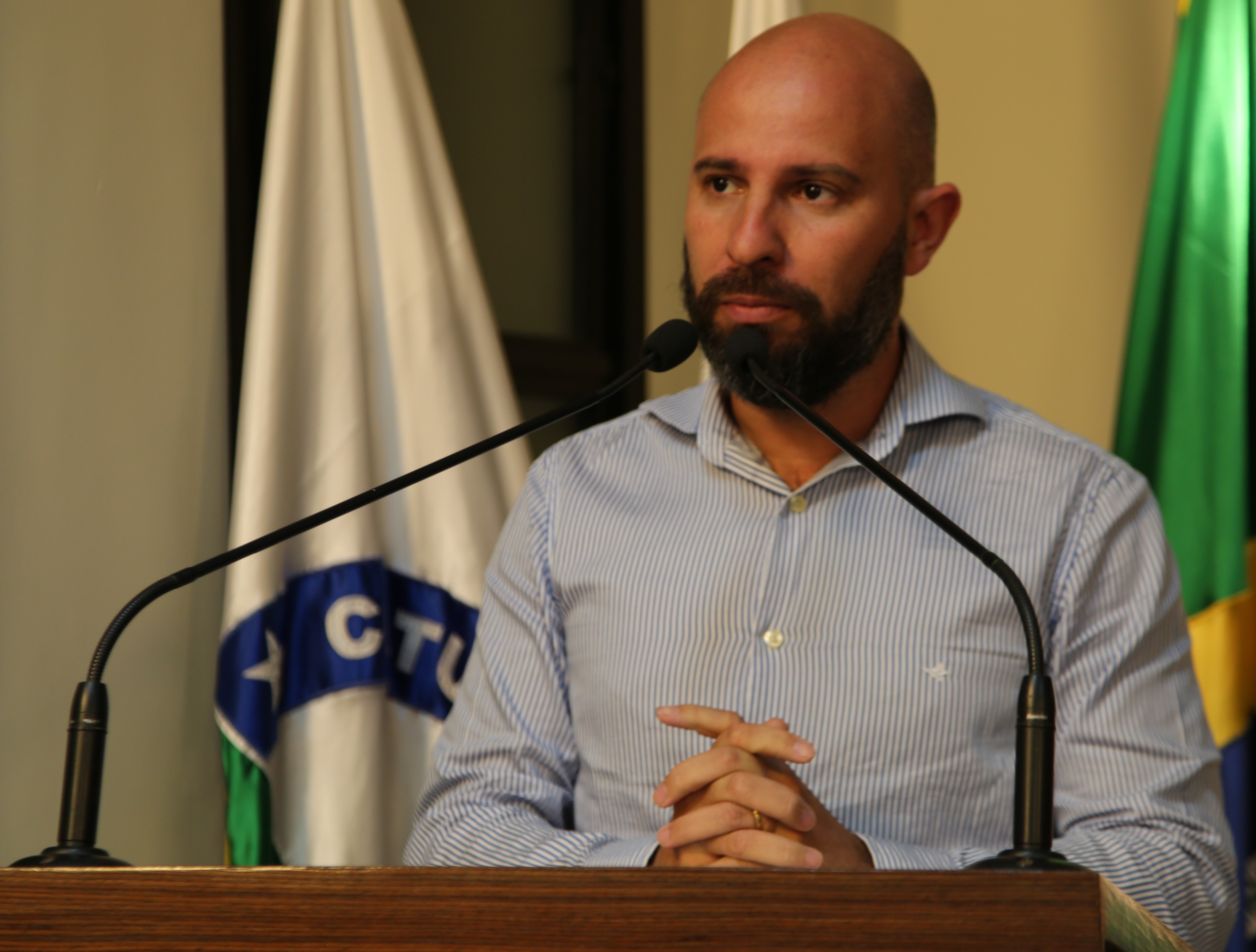 Vereador Cristiano Gonçalves (Moto Link) (Solidariedade) Secretário da Mesa Diretora Presidente da Comissão de Trânsito e Mobilidade Urbana