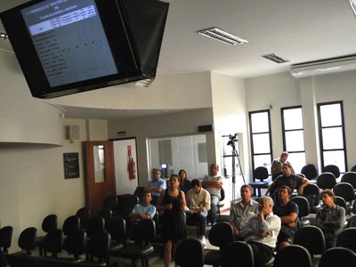 Reunião tenta esclarecer o projeto da ZR5   06/11/2012
